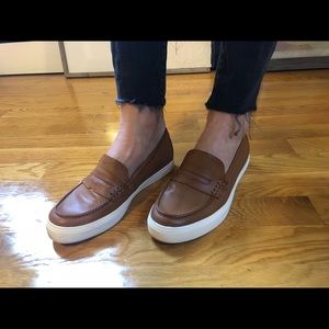 Bass brown leather slip ons/flats